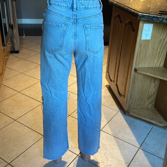 Women’s high rise jeans - Picture 2 of 2
